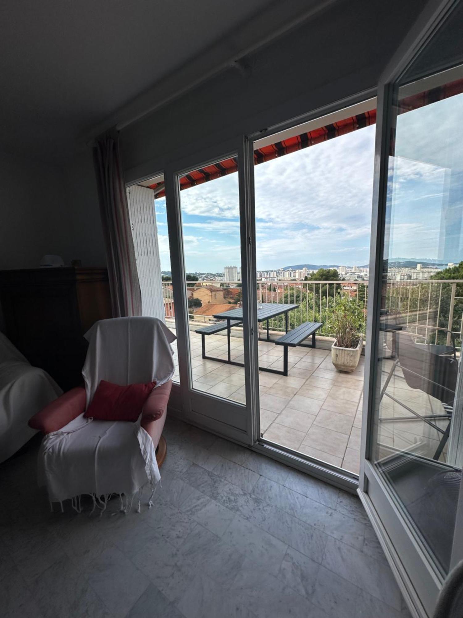 T4 Avec Terrasse Et Garage Prive Apartment Toulon Ngoại thất bức ảnh